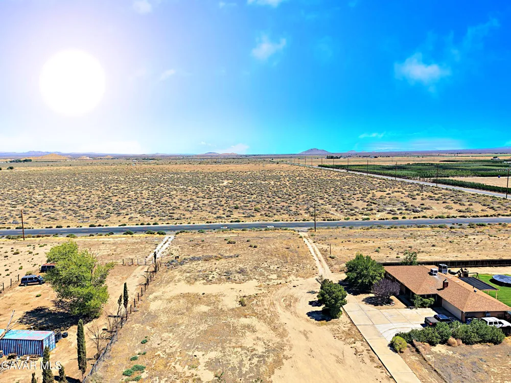 38510 E 159th Street Palmdale, CA 93591