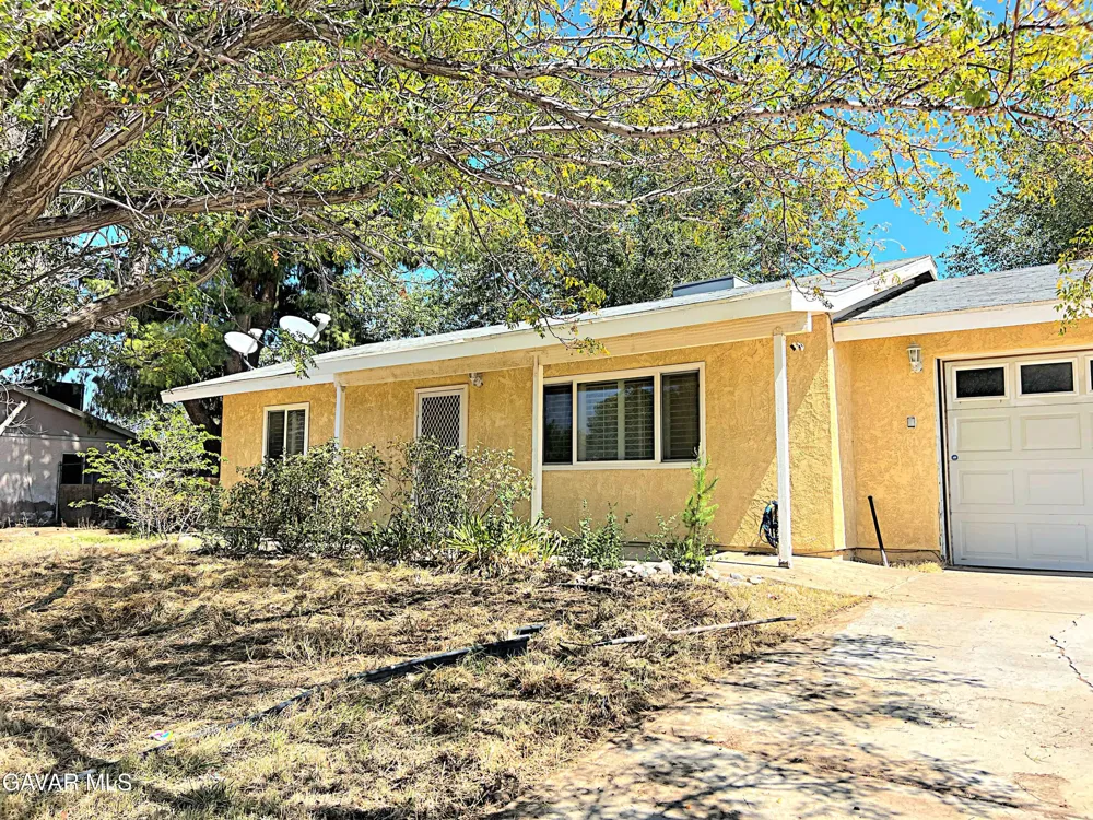38510 E 159th Street Palmdale, CA 93591