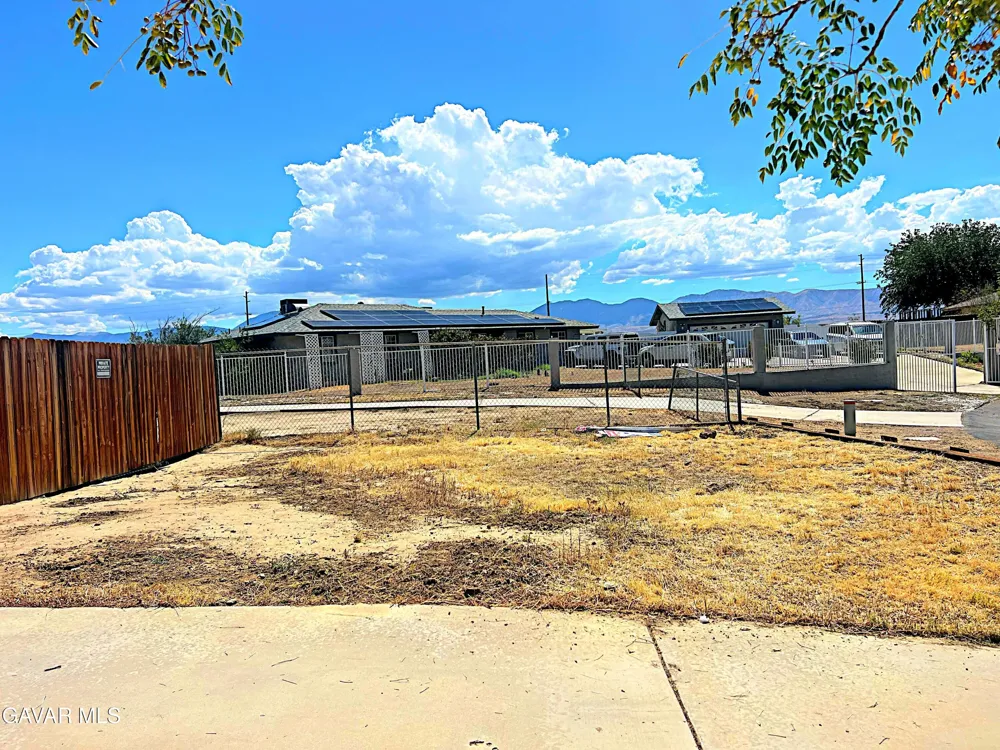 38510 E 159th Street Palmdale, CA 93591