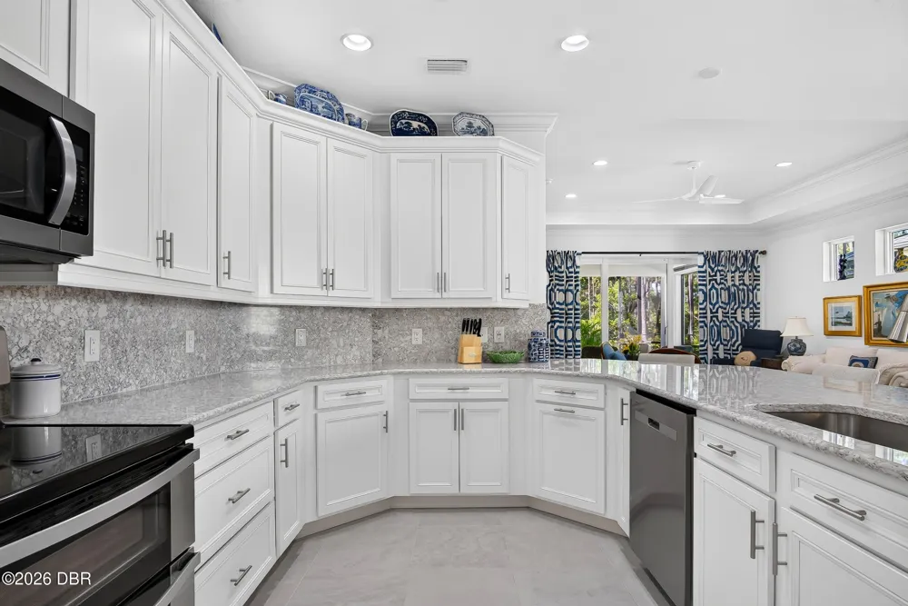 842 Margaritaville Avenue Daytona Beach, FL 32124