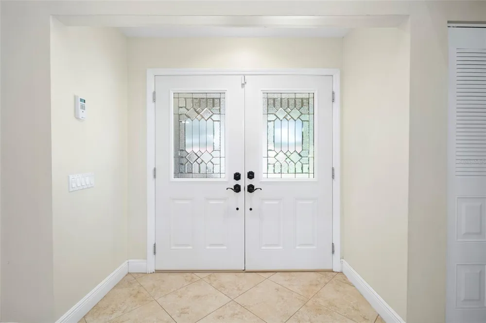 6729 EDGEWORTH DRIVE Orlando, FL 32819
