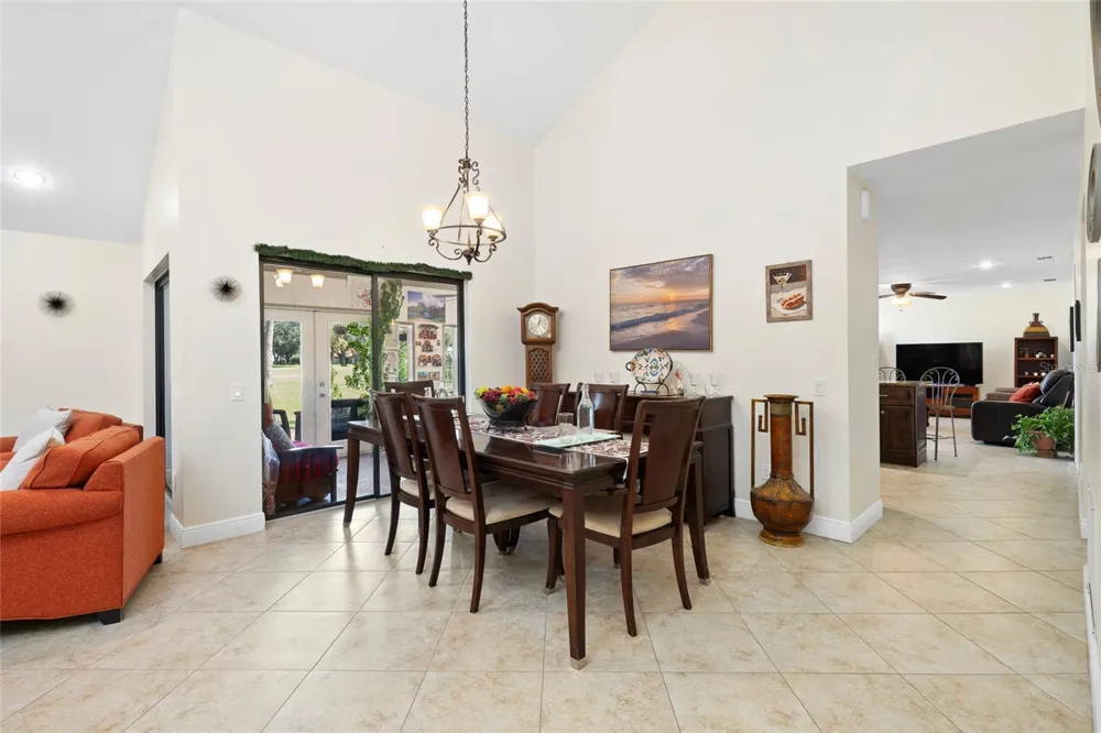 6729 EDGEWORTH DRIVE Orlando, FL 32819