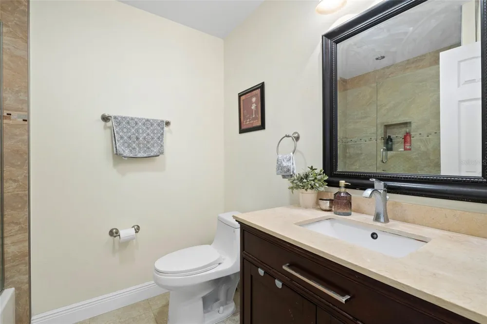 6729 EDGEWORTH DRIVE Orlando, FL 32819