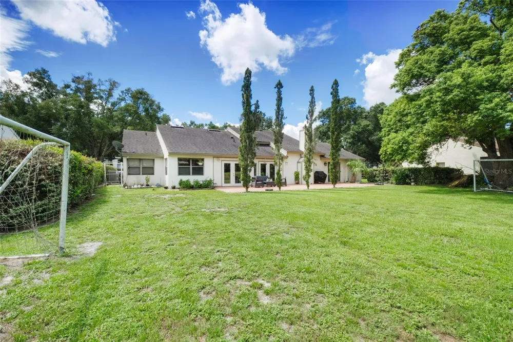 6729 EDGEWORTH DRIVE Orlando, FL 32819