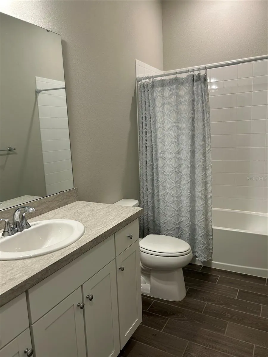 1646 KEY BAY TRAIL Kissimmee, FL 34747