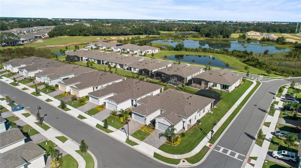 1646 KEY BAY TRAIL Kissimmee, FL 34747