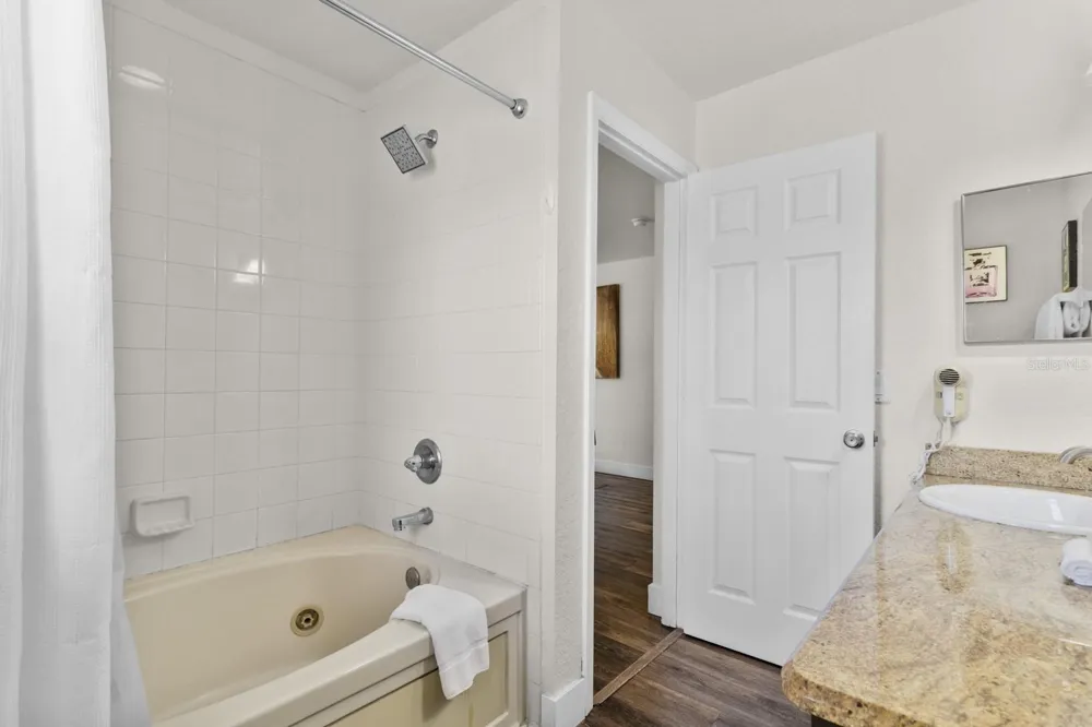 3633 CALABRIA AVENUE Davenport, FL 33897