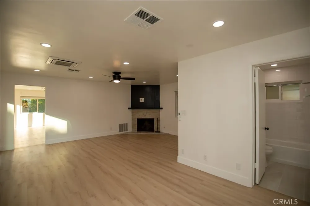3241 Dahl La Puente, CA 91745
