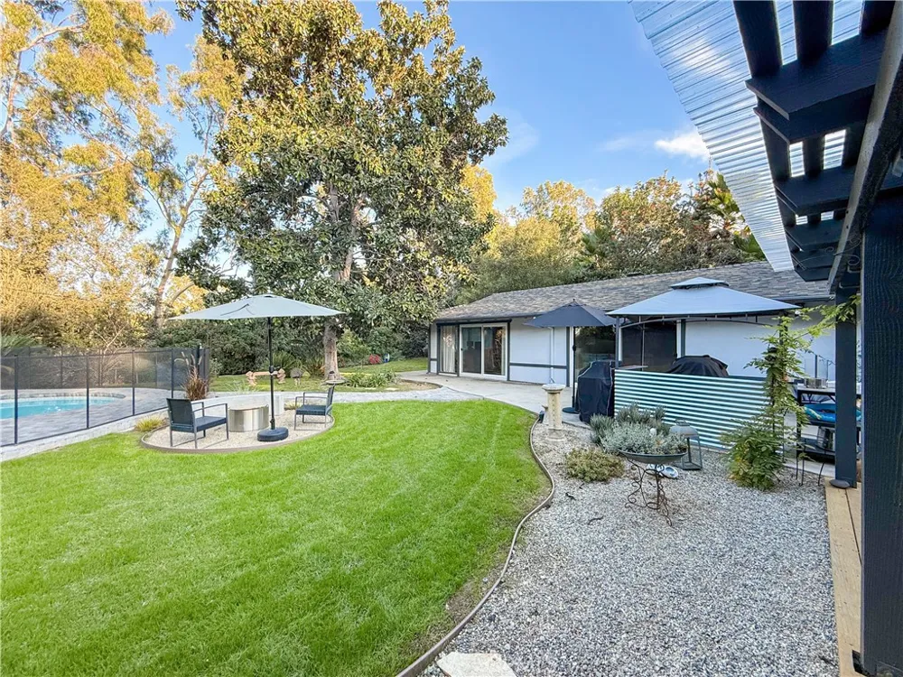 3241 Dahl La Puente, CA 91745