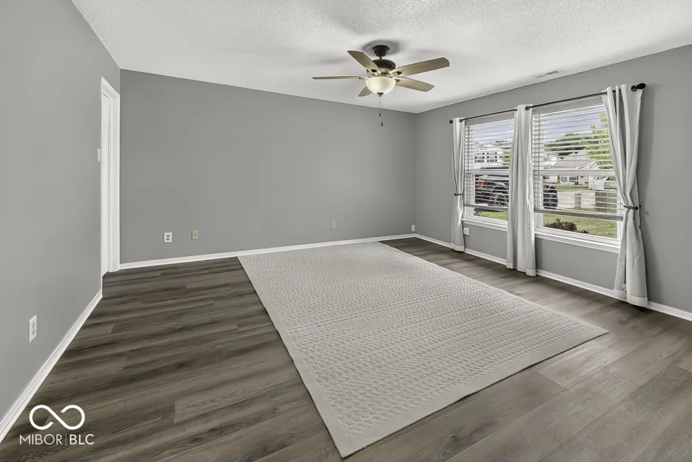 3335 Summer Breeze Lane Indianapolis, IN 46239
