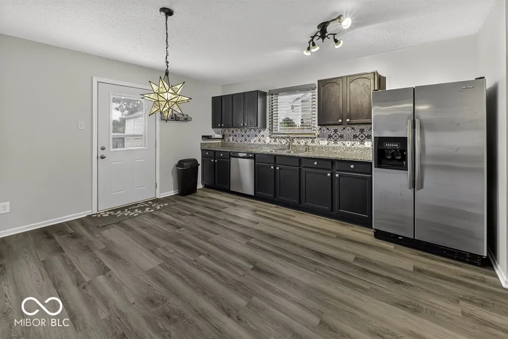 3335 Summer Breeze Lane Indianapolis, IN 46239