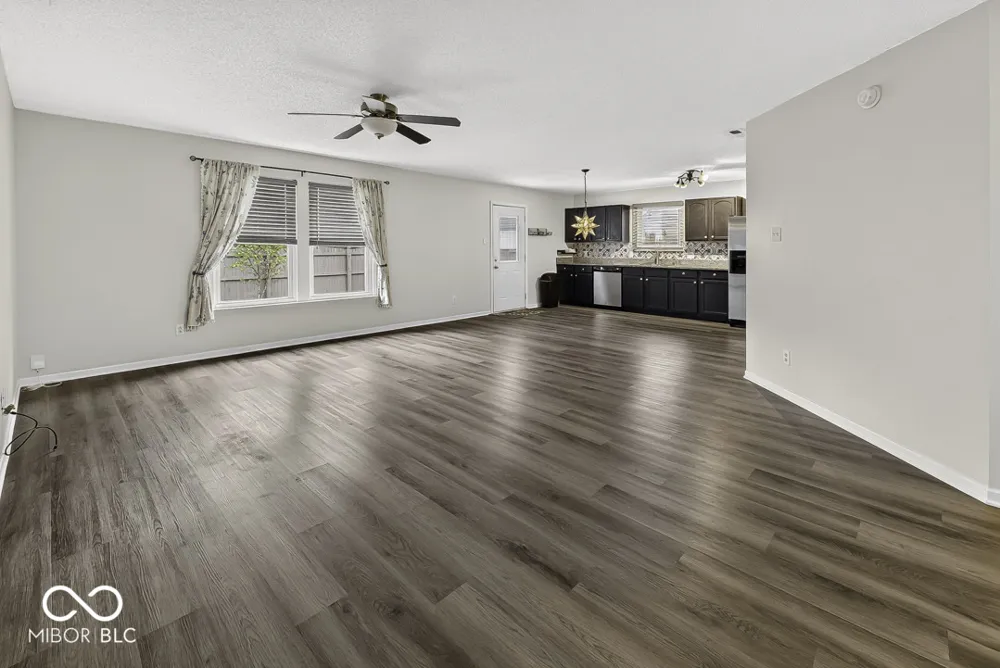 3335 Summer Breeze Lane Indianapolis, IN 46239