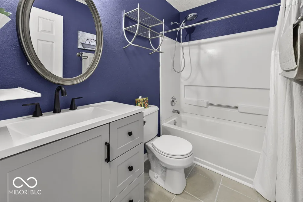 3335 Summer Breeze Lane Indianapolis, IN 46239
