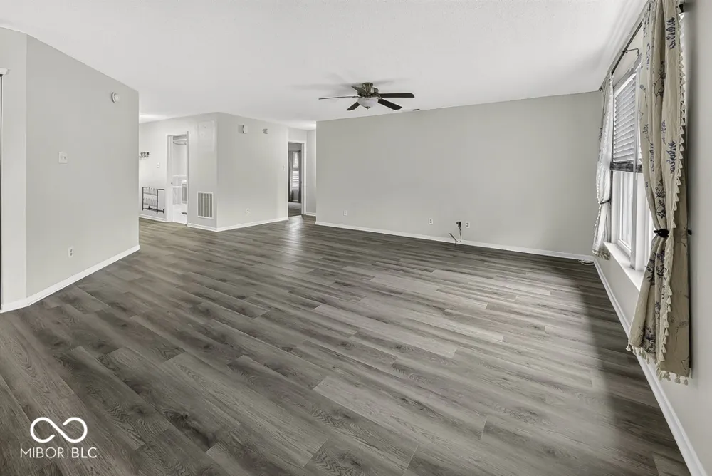 3335 Summer Breeze Lane Indianapolis, IN 46239