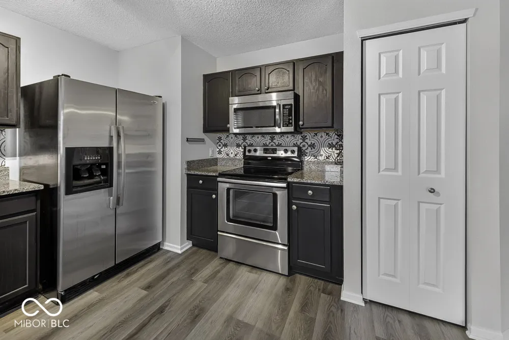 3335 Summer Breeze Lane Indianapolis, IN 46239