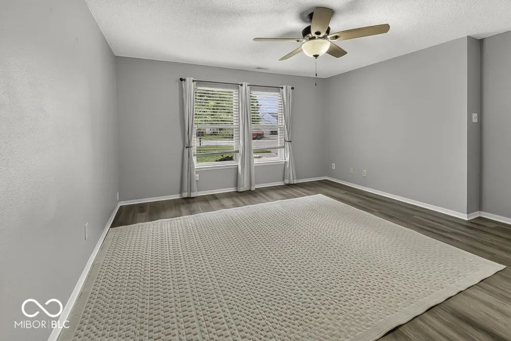 3335 Summer Breeze Lane Indianapolis, IN 46239
