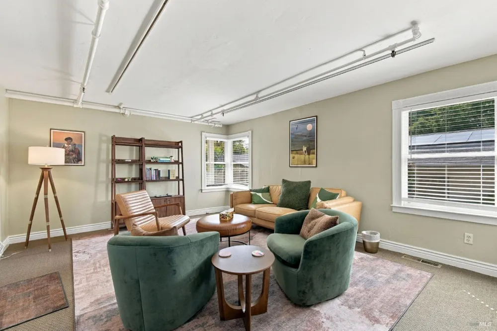 659 Cherry Street Santa Rosa, CA 95404