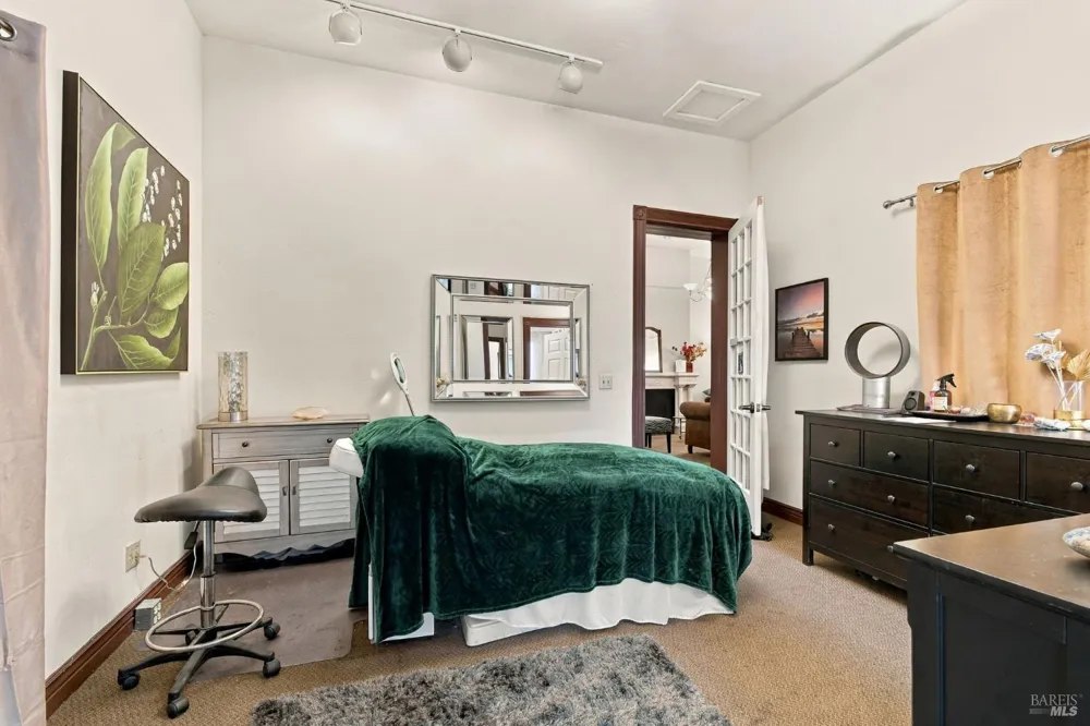 659 Cherry Street Santa Rosa, CA 95404