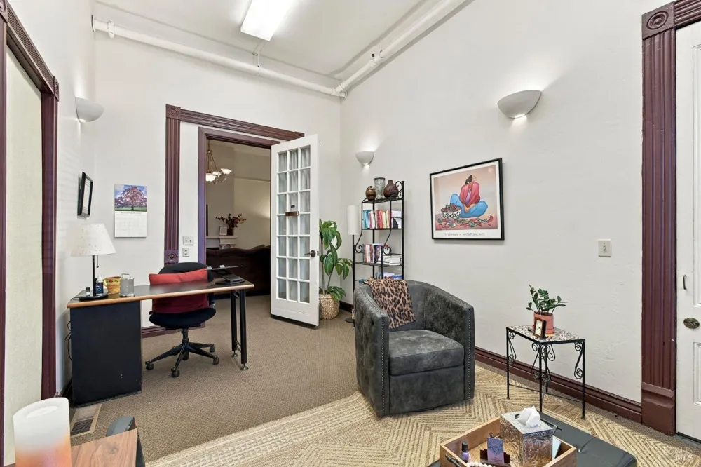 659 Cherry Street Santa Rosa, CA 95404