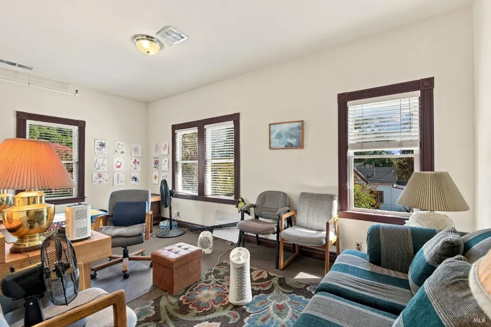 659 Cherry Street Santa Rosa, CA 95404