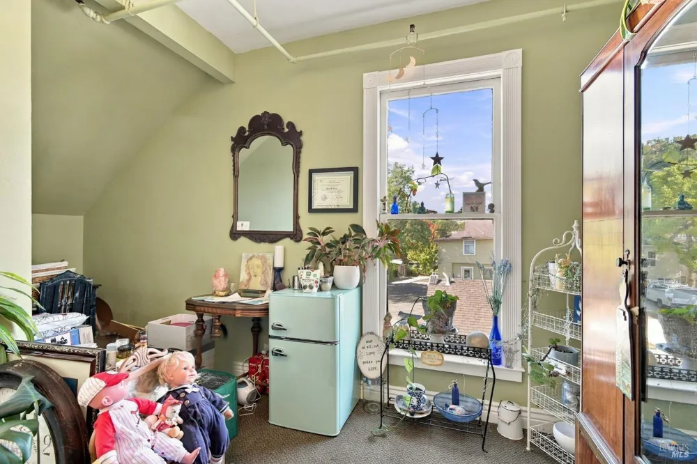659 Cherry Street Santa Rosa, CA 95404