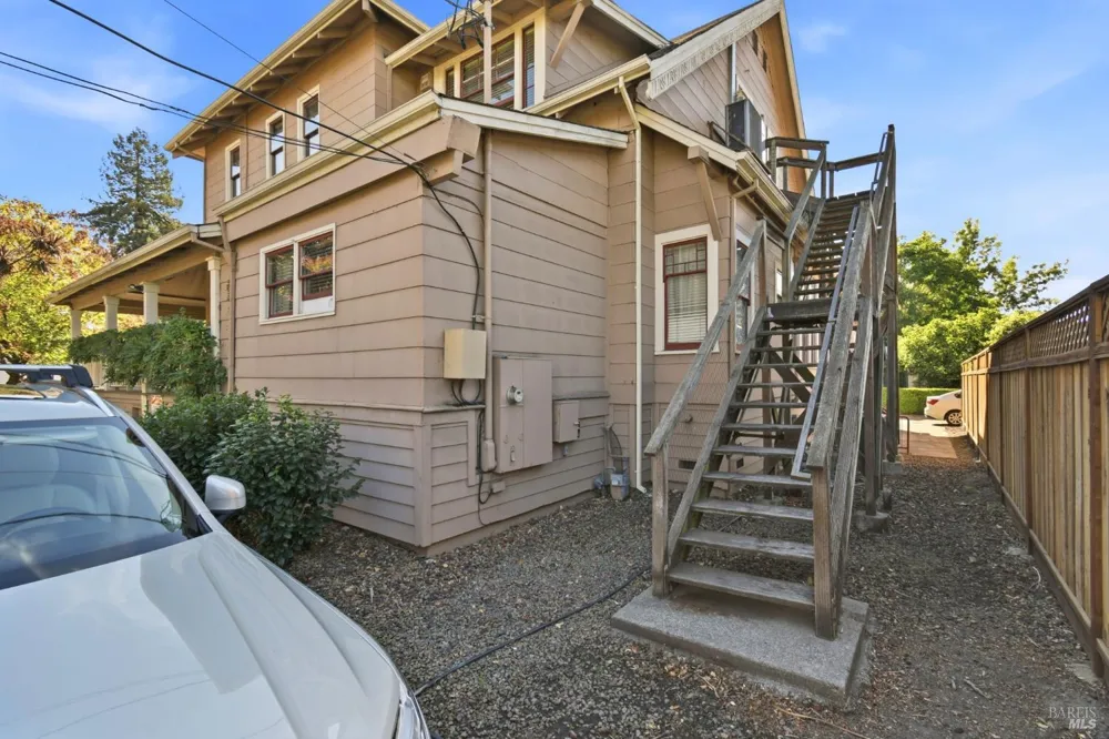 659 Cherry Street Santa Rosa, CA 95404