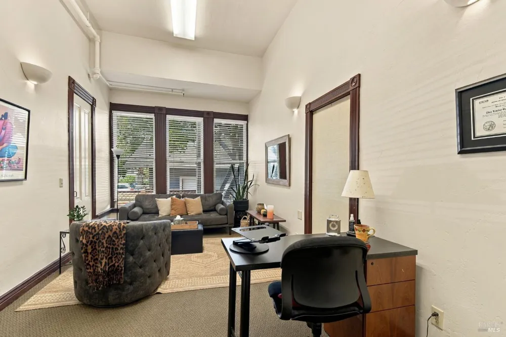 659 Cherry Street Santa Rosa, CA 95404
