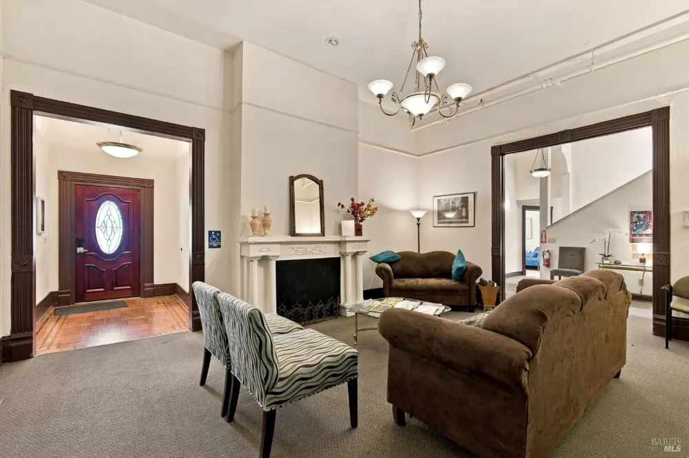 659 Cherry Street Santa Rosa, CA 95404