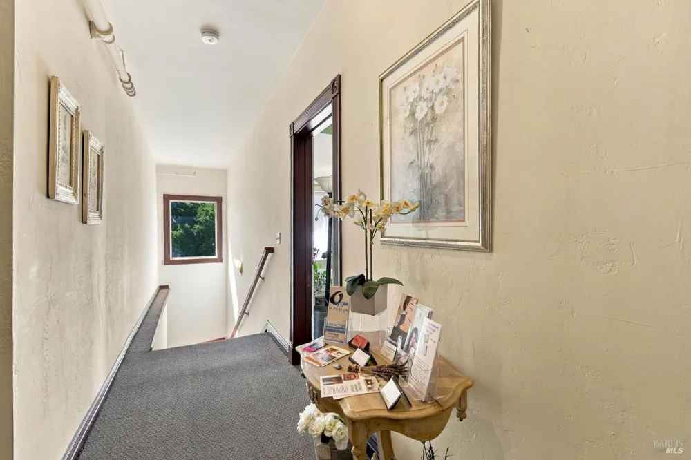 659 Cherry Street Santa Rosa, CA 95404