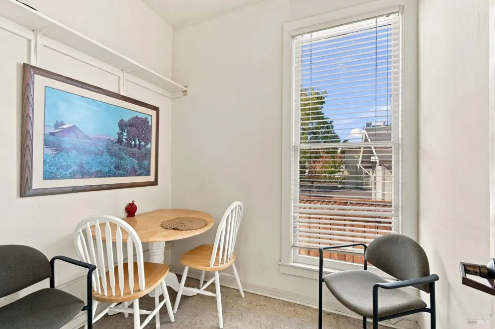 659 Cherry Street Santa Rosa, CA 95404