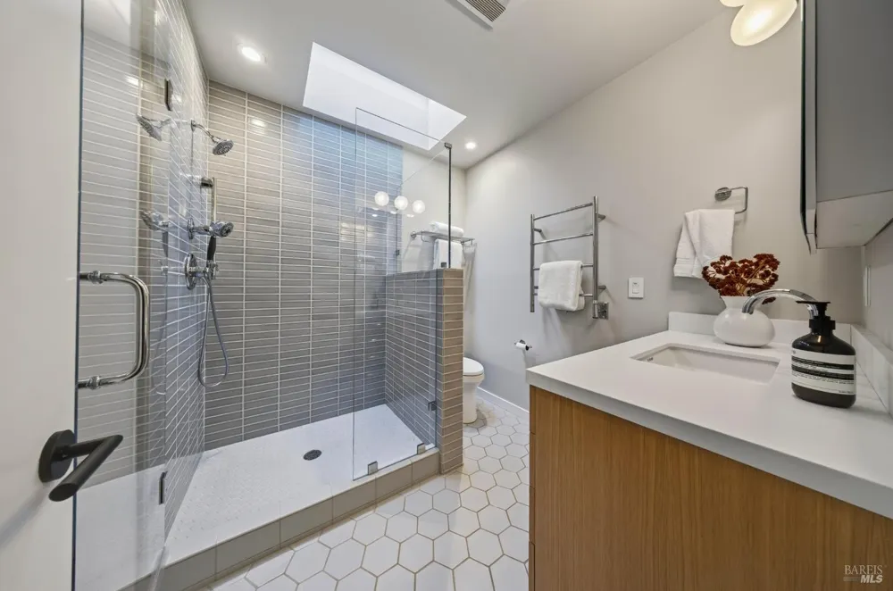 6976 Panoramic Highway Stinson Beach, CA 94970