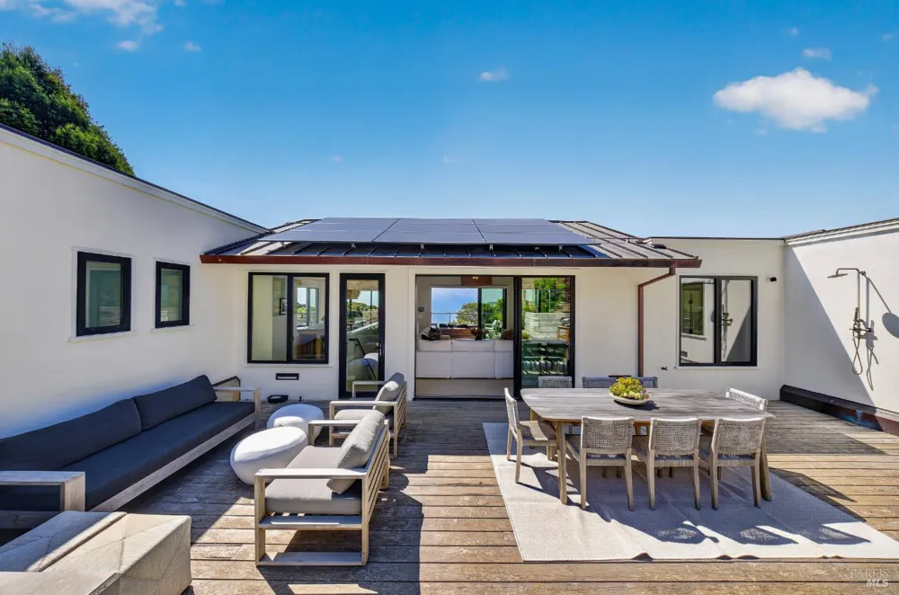 6976 Panoramic Highway Stinson Beach, CA 94970