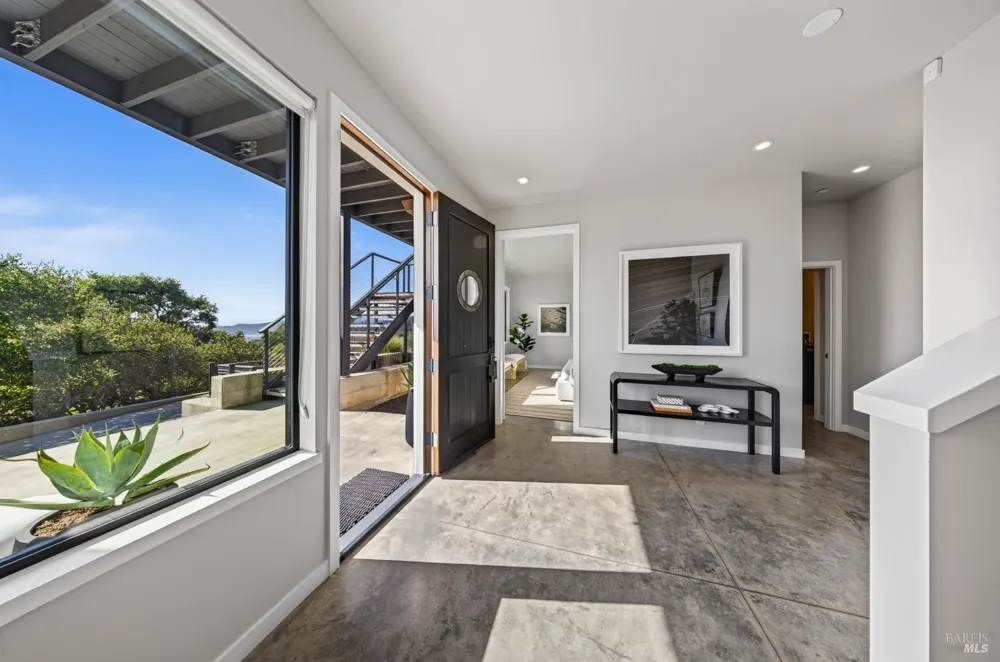 6976 Panoramic Highway Stinson Beach, CA 94970