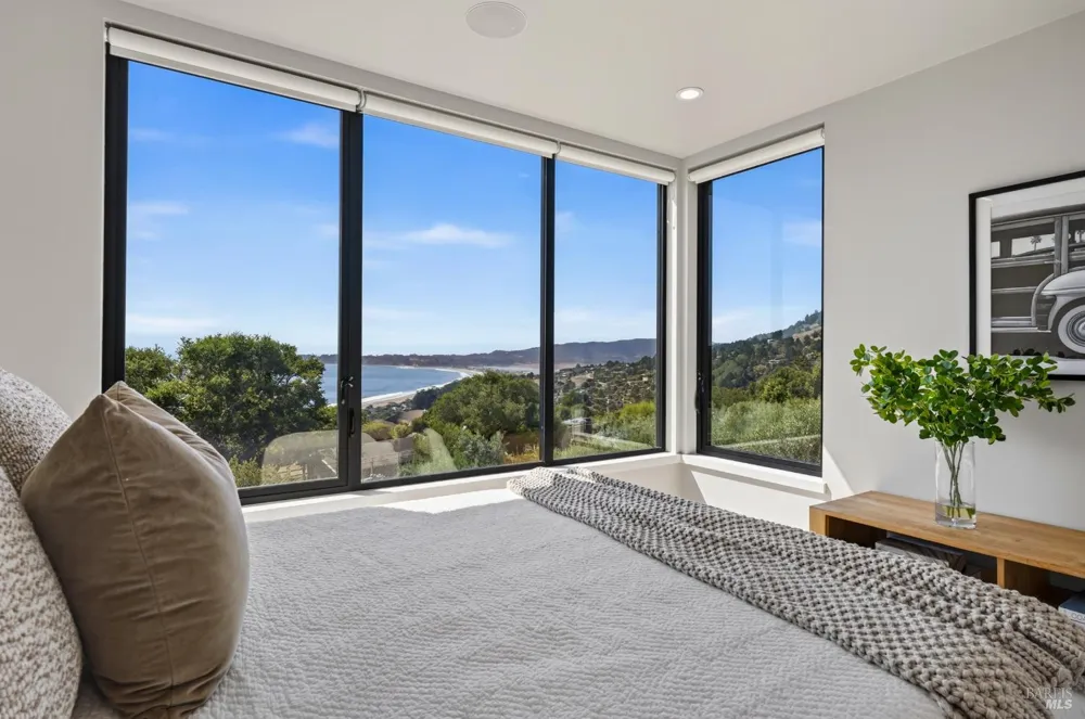 6976 Panoramic Highway Stinson Beach, CA 94970