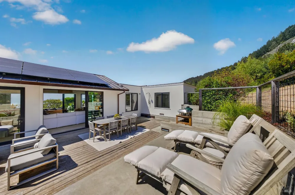 6976 Panoramic Highway Stinson Beach, CA 94970