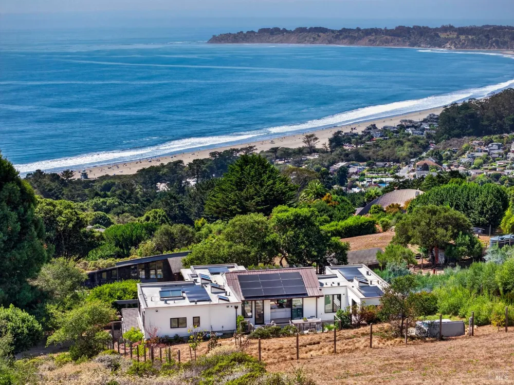 6976 Panoramic Highway Stinson Beach, CA 94970