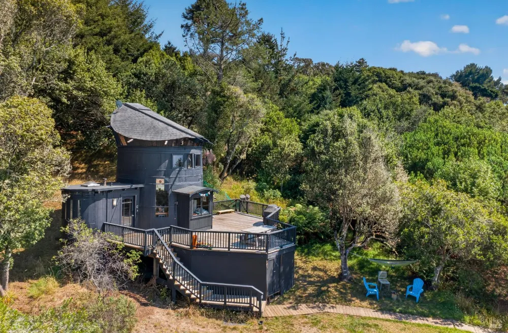 6976 Panoramic Highway Stinson Beach, CA 94970