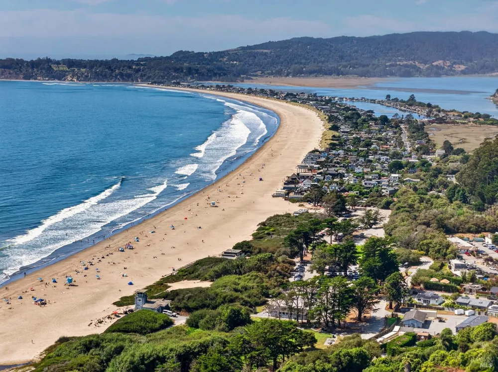 6976 Panoramic Highway Stinson Beach, CA 94970