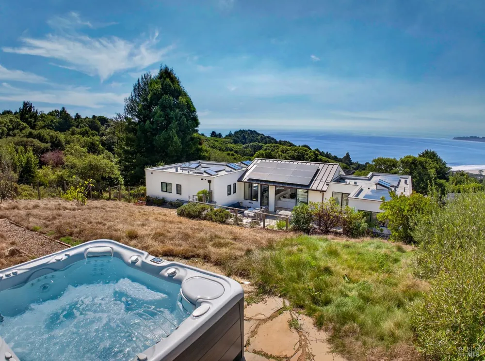 6976 Panoramic Highway Stinson Beach, CA 94970