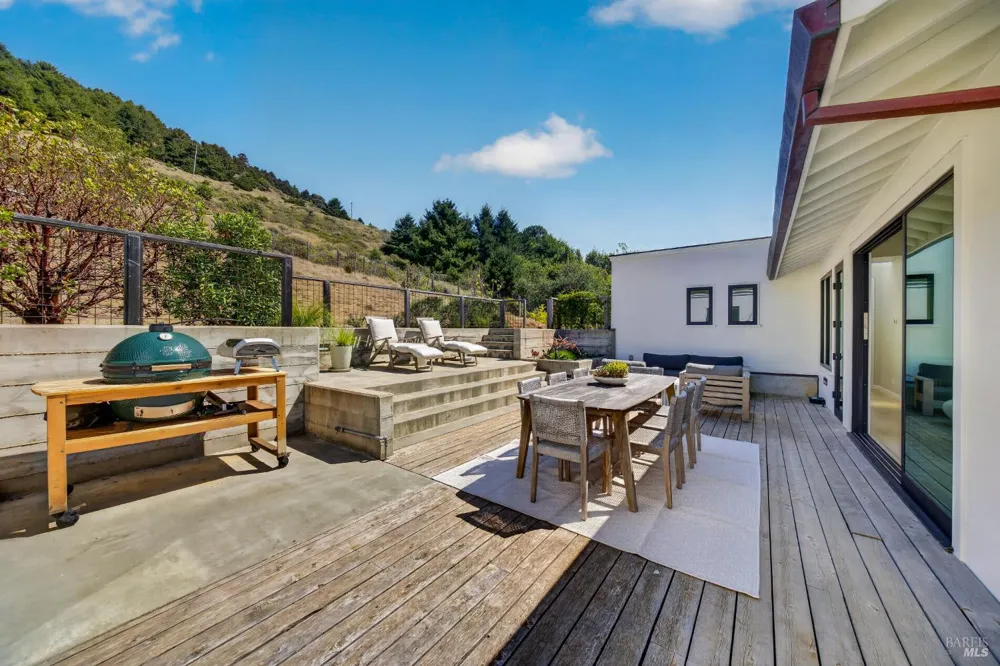 6976 Panoramic Highway Stinson Beach, CA 94970