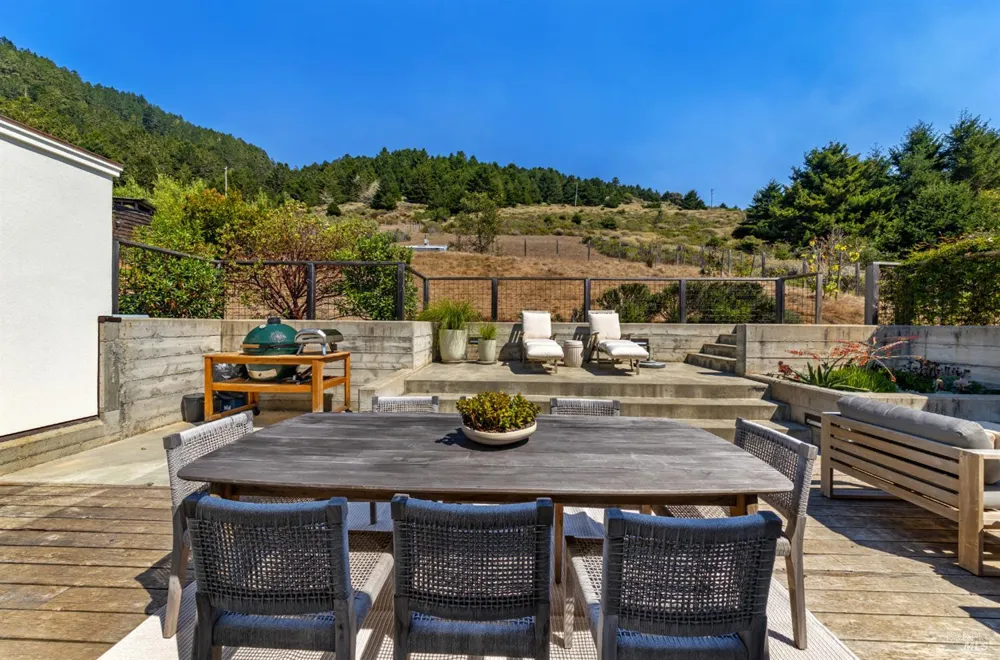 6976 Panoramic Highway Stinson Beach, CA 94970