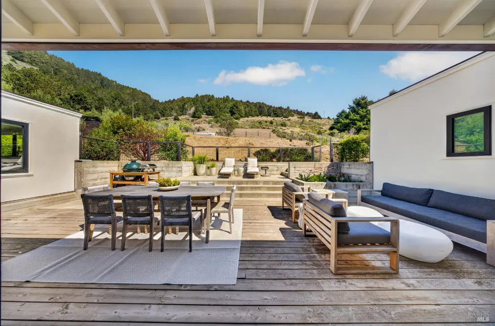 6976 Panoramic Highway Stinson Beach, CA 94970