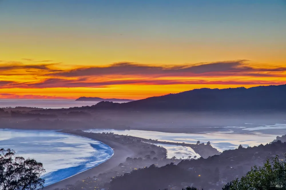 6976 Panoramic Highway Stinson Beach, CA 94970