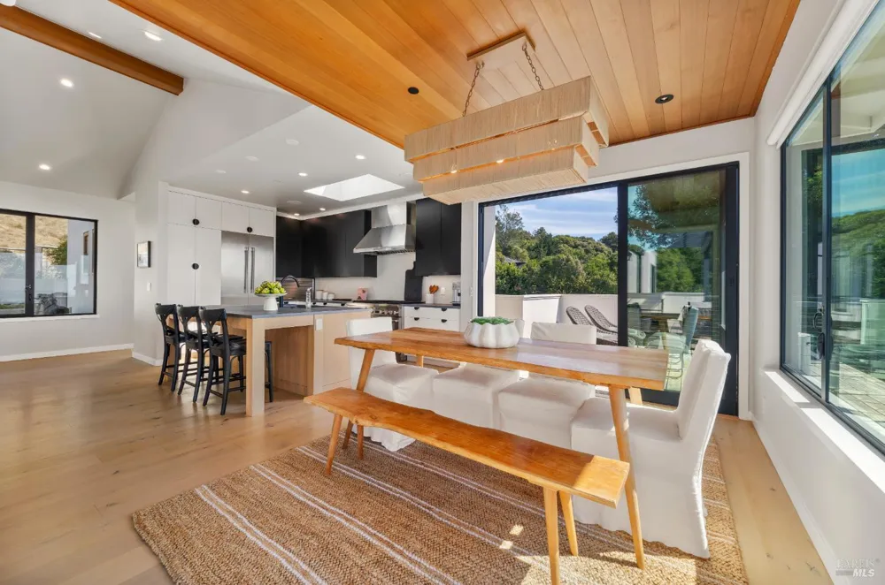 6976 Panoramic Highway Stinson Beach, CA 94970