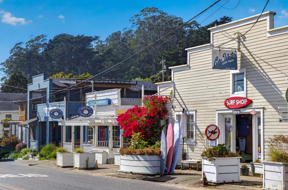 6976 Panoramic Highway Stinson Beach, CA 94970