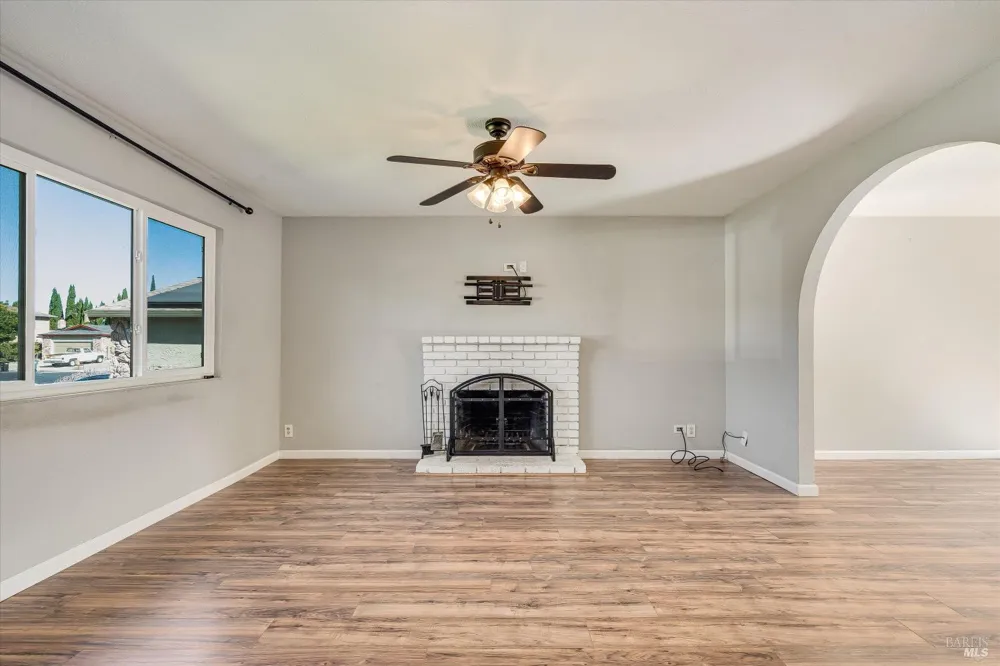 1897 Sherry Circle Oakley, CA 94561