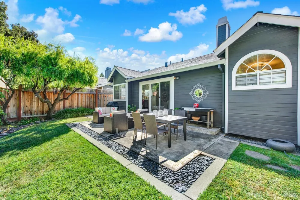 38 Sage Way Napa, CA 94559