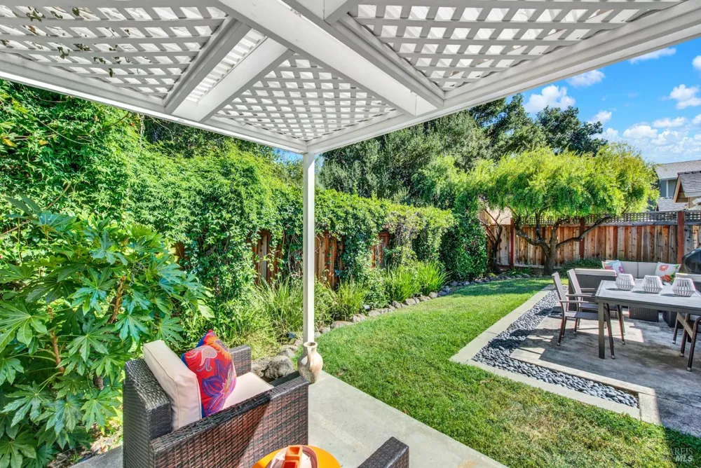 38 Sage Way Napa, CA 94559