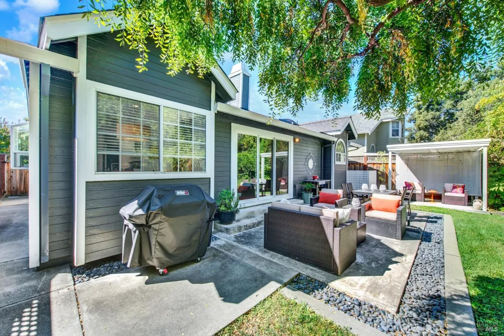 38 Sage Way Napa, CA 94559