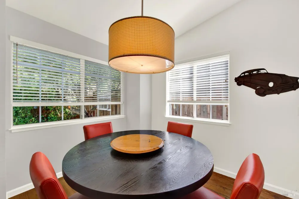 38 Sage Way Napa, CA 94559